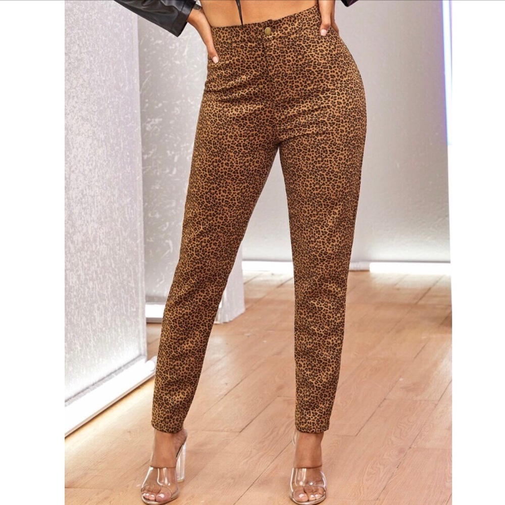 Leopard Print Suede Tapered Pants